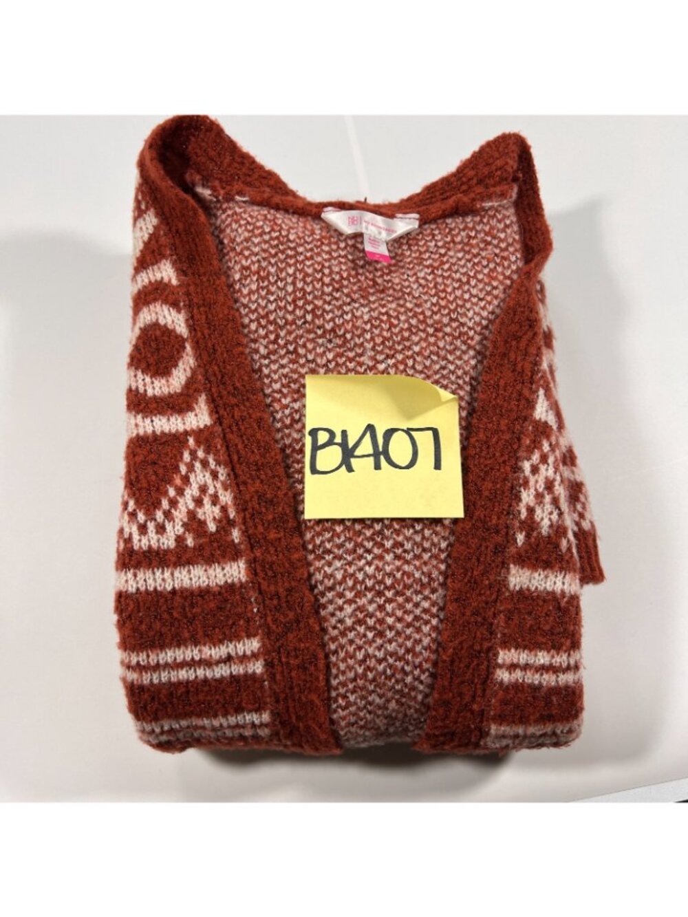 No Boundaries Sweater Women's M Red Geometric Acrylic Knit Cardigan Aztec Tribal - Picture 9 of 9
